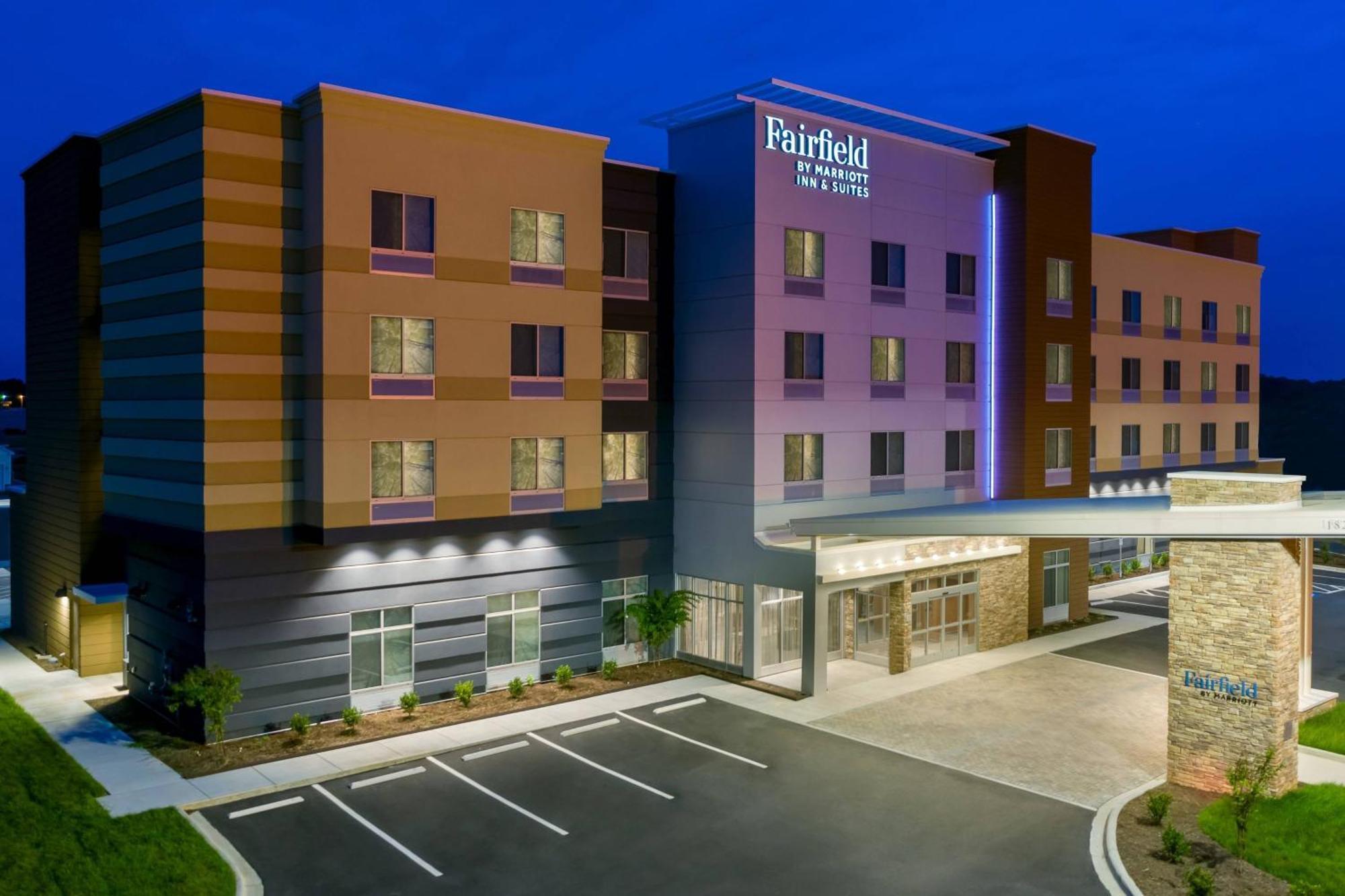 Fairfield Inn & Suites Charlotte Monroe Exterior photo